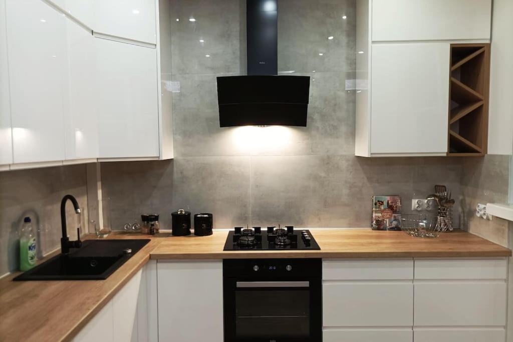 Апартаменты Nowoczesny Apartament Z Przestronna Lazienka Сталёва-Воля Экстерьер фото